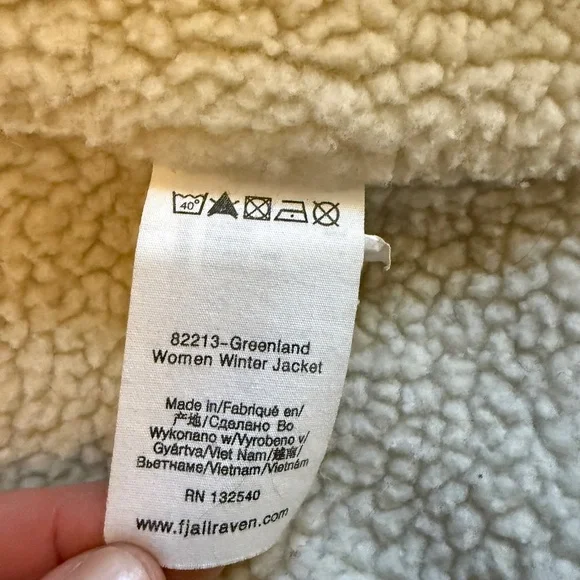 Fjallraven Women’s Mauve Greenland Winter Jacket - Picture 3 of 5